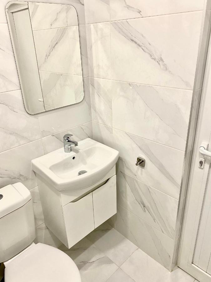 Апартаменти Centre Bright & Cozy For 4 Persons Стара-Заґора